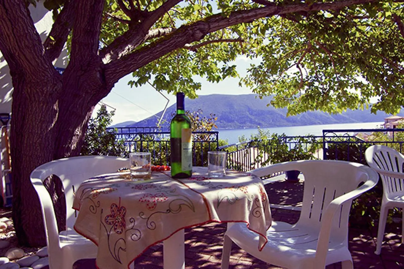 Kaminakia Apartments: Adults-Only Oasis with Sea Views and Forest Tranquility Fiskardo 0*,  Greece