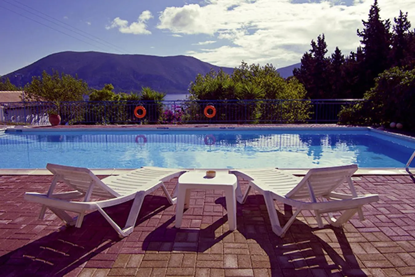 Kaminakia Apartments: Adults-Only Oasis with Sea Views and Forest Tranquility Fiskardo Greece